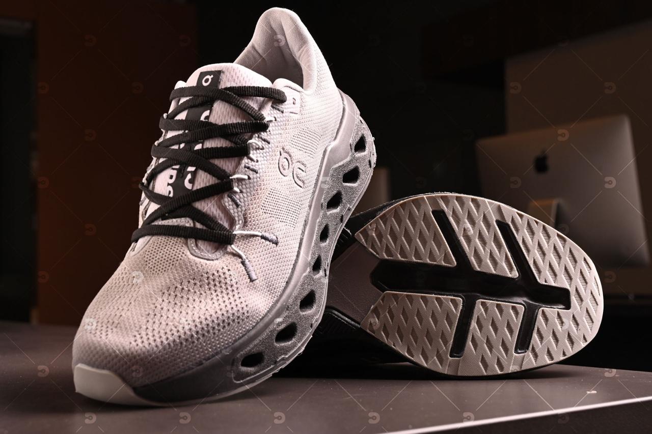 Tênis Esportivo Masculino Running cloudclipse Ultra Conforto com Solado Amortecedor Grafite/Verde