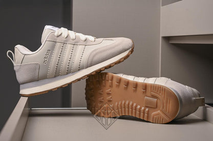 Tênis Feminino Adidas Court