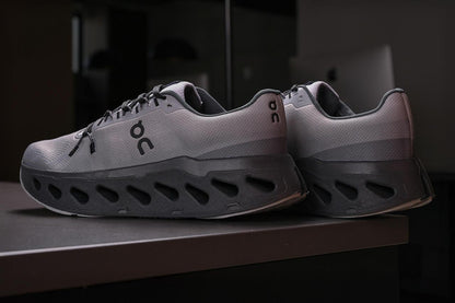 Tênis Esportivo Masculino Running cloudclipse Ultra Conforto com Solado Amortecedor Grafite/Verde