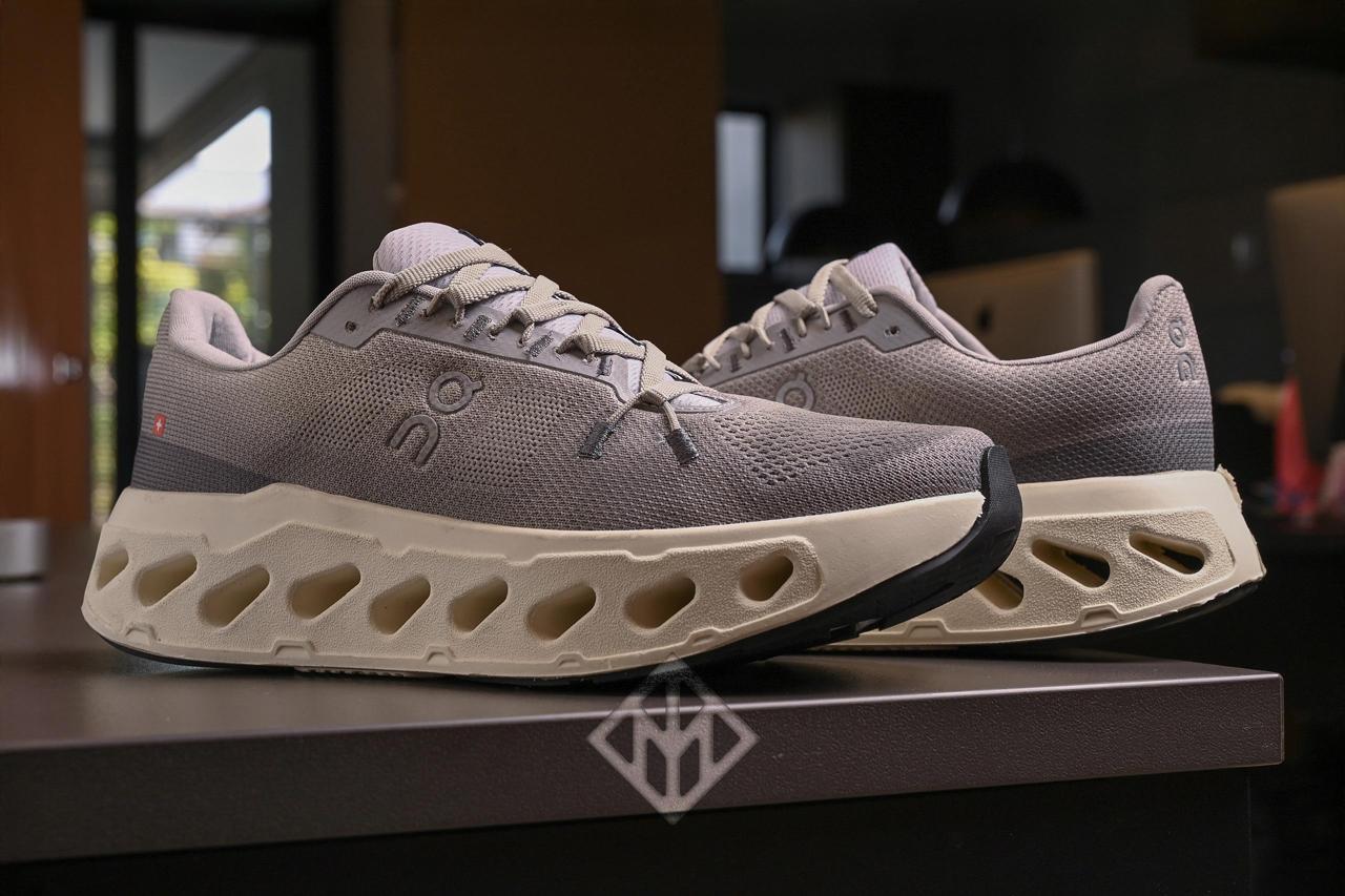 Tênis Esportivo Masculino Running cloudclipse Ultra Conforto com Solado Amortecedor Grafite/Verde