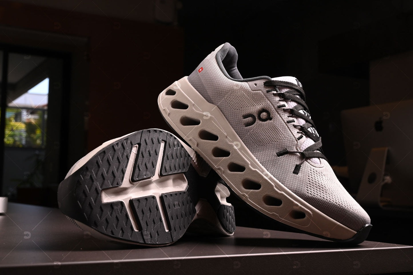 Tênis Esportivo Masculino Running cloudclipse Ultra Conforto com Solado Amortecedor Grafite/Verde