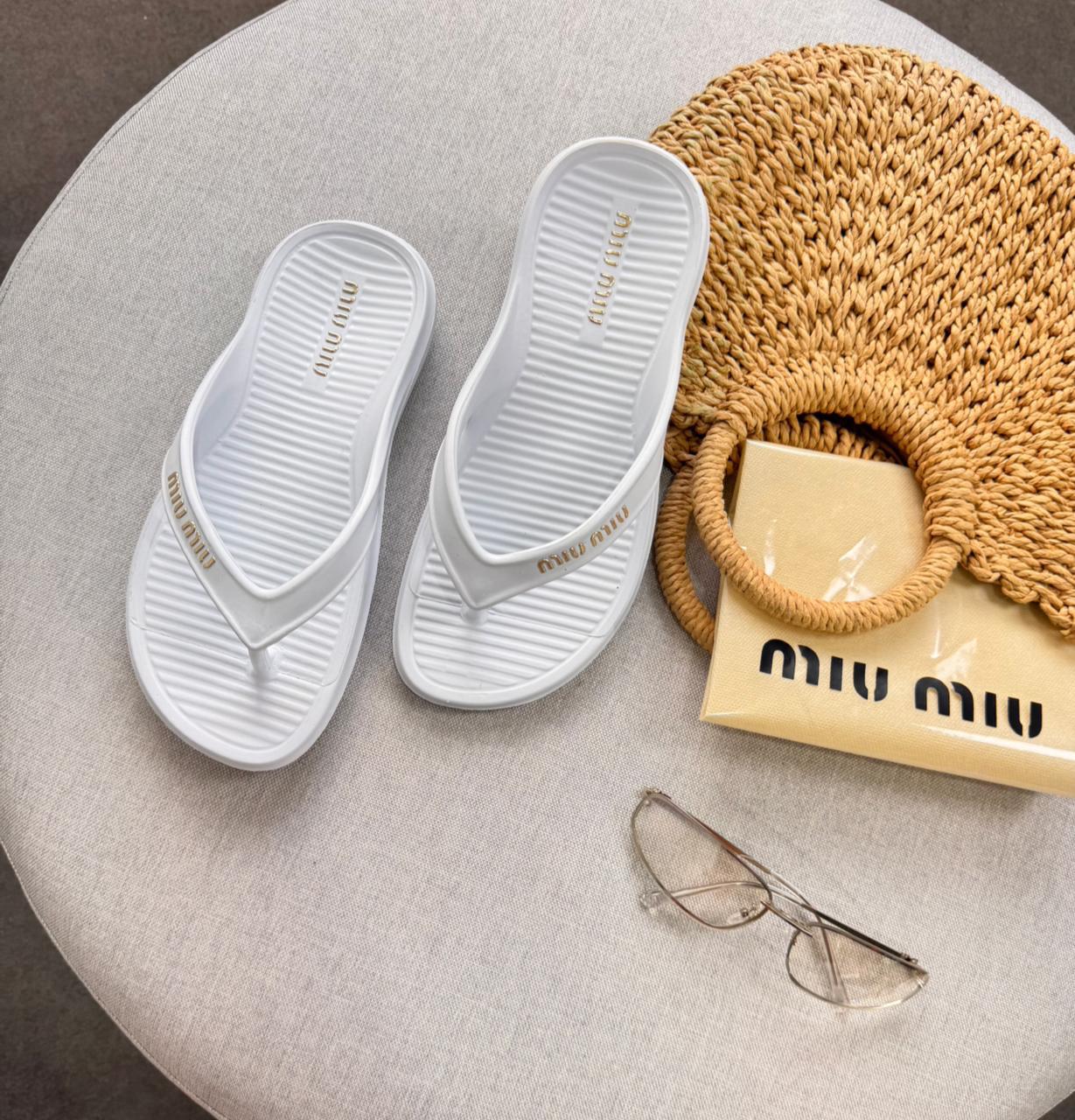 Chinelo Feminino Miu Miu Beach