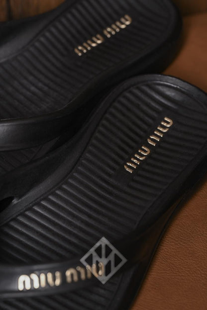 Chinelo Feminino Miu Miu Beach