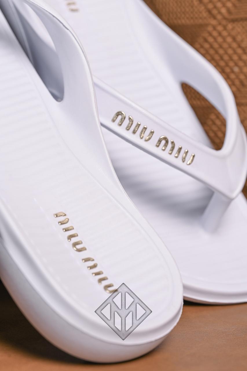 Chinelo Feminino Miu Miu Beach