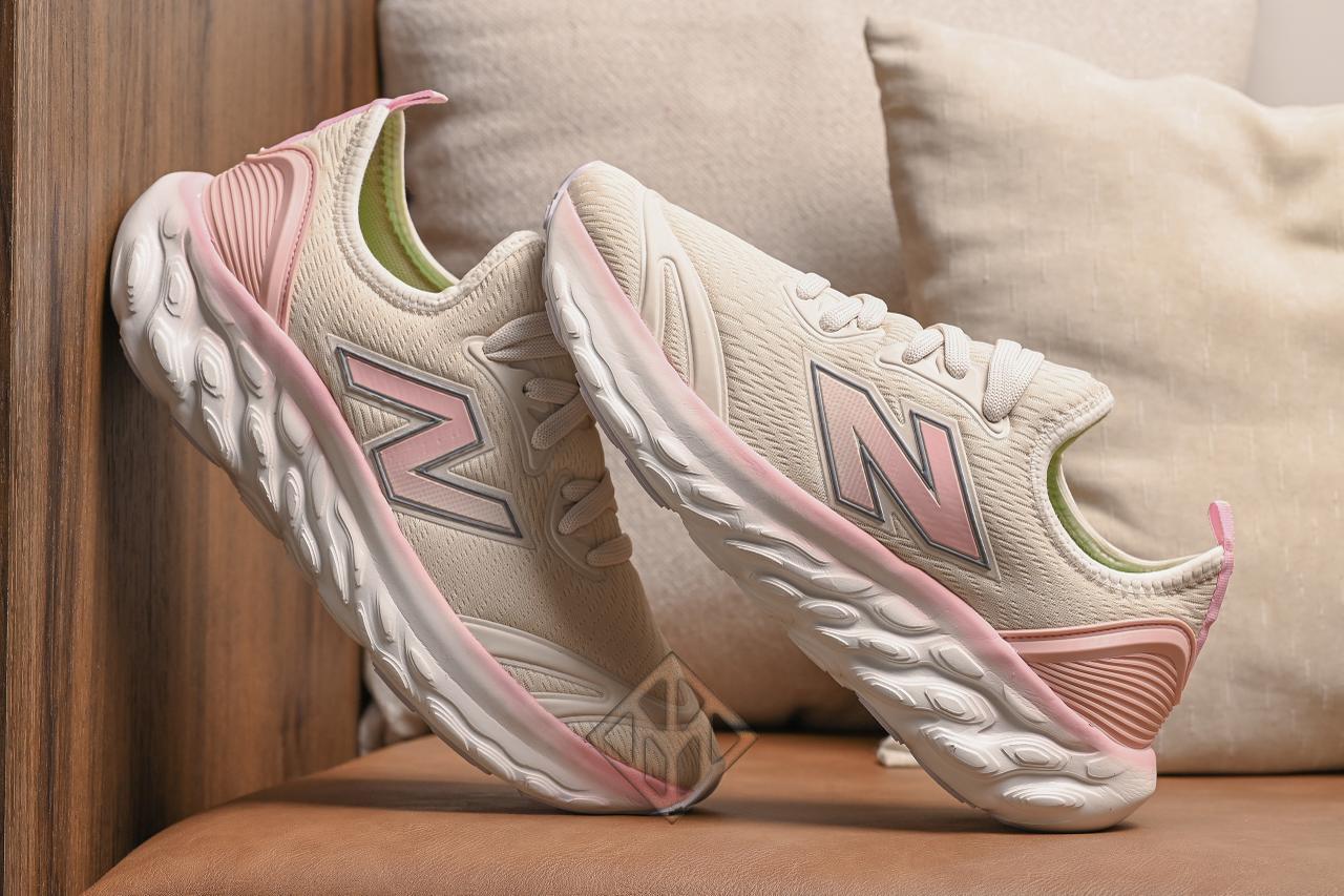 Tênis Feminino New Balance 1090