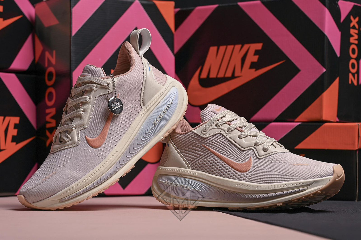 Tênis Feminino Nike Zoom MX