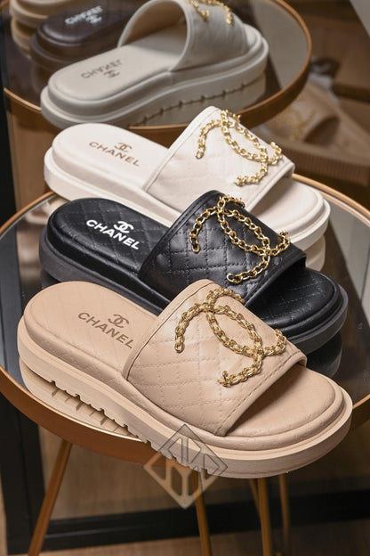 Papete Feminina Flat Form Chanel