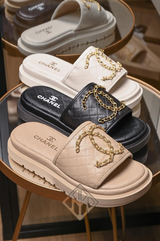 Papete Feminina Flat Form Chanel