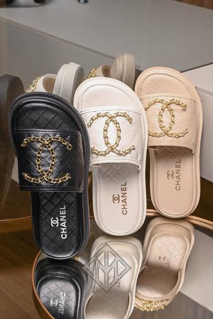Papete Feminina Flat Form Chanel
