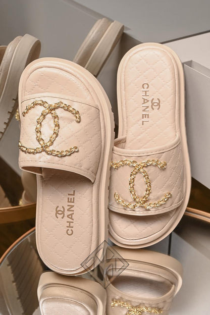 Papete Feminina Flat Form Chanel