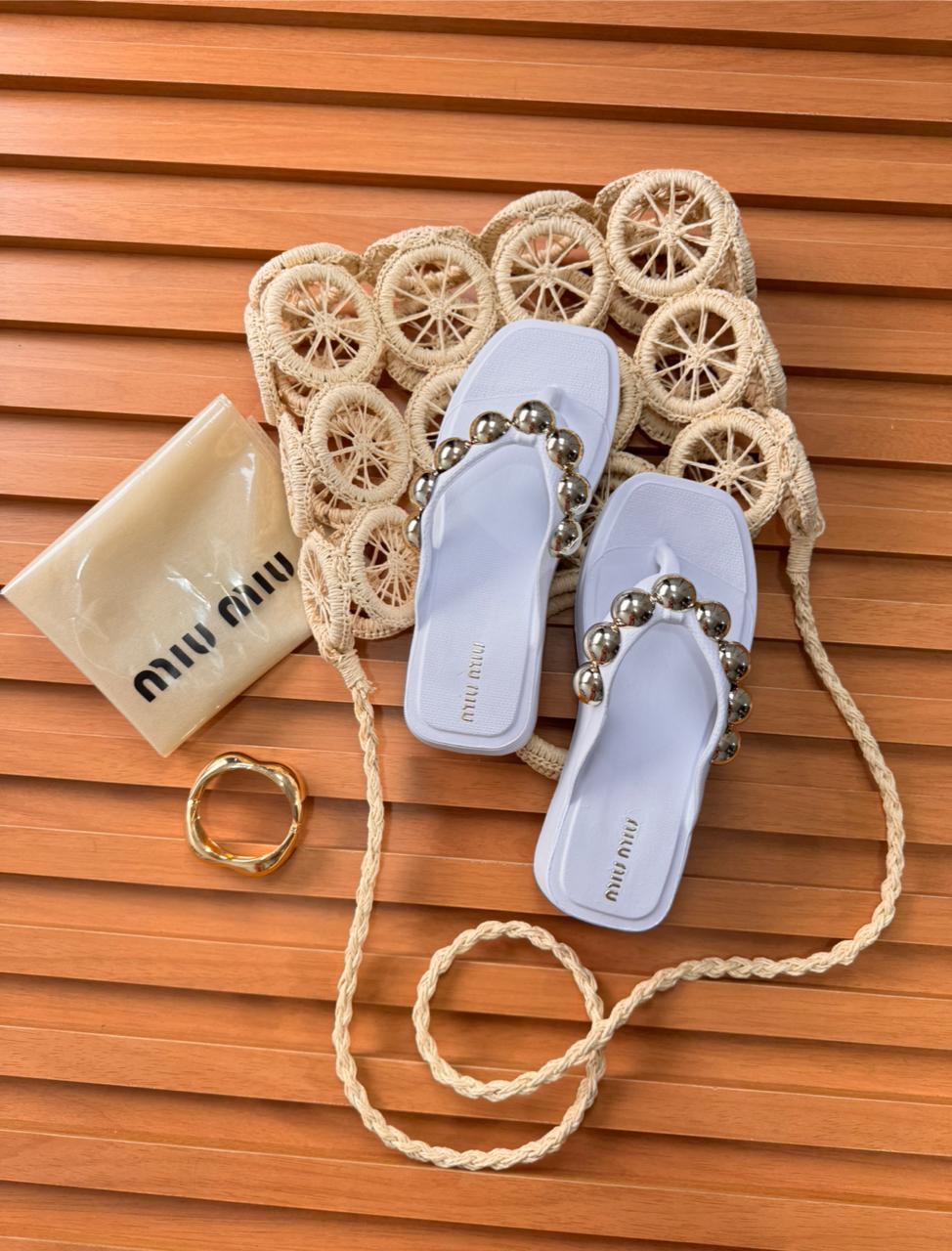 Sandália MIU MIU Flat Forme